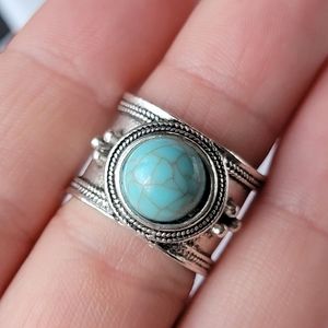 Chunky Faux Turquoise Cabochon Vintage Style Ring Size 7.5 Silver Tone